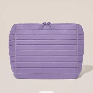 Parallelle The Lilac Traveller